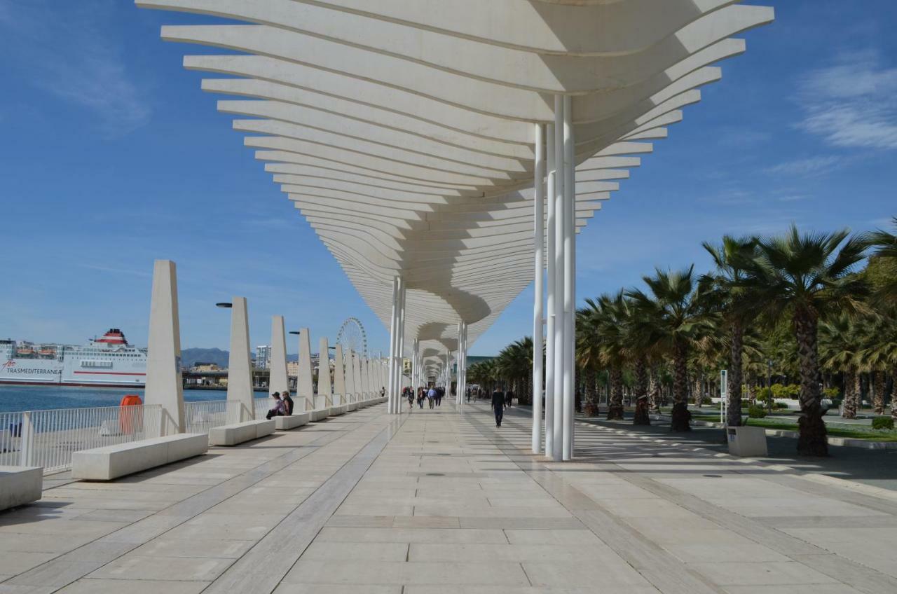 Homely Malaga Plaza Montano Exterior foto